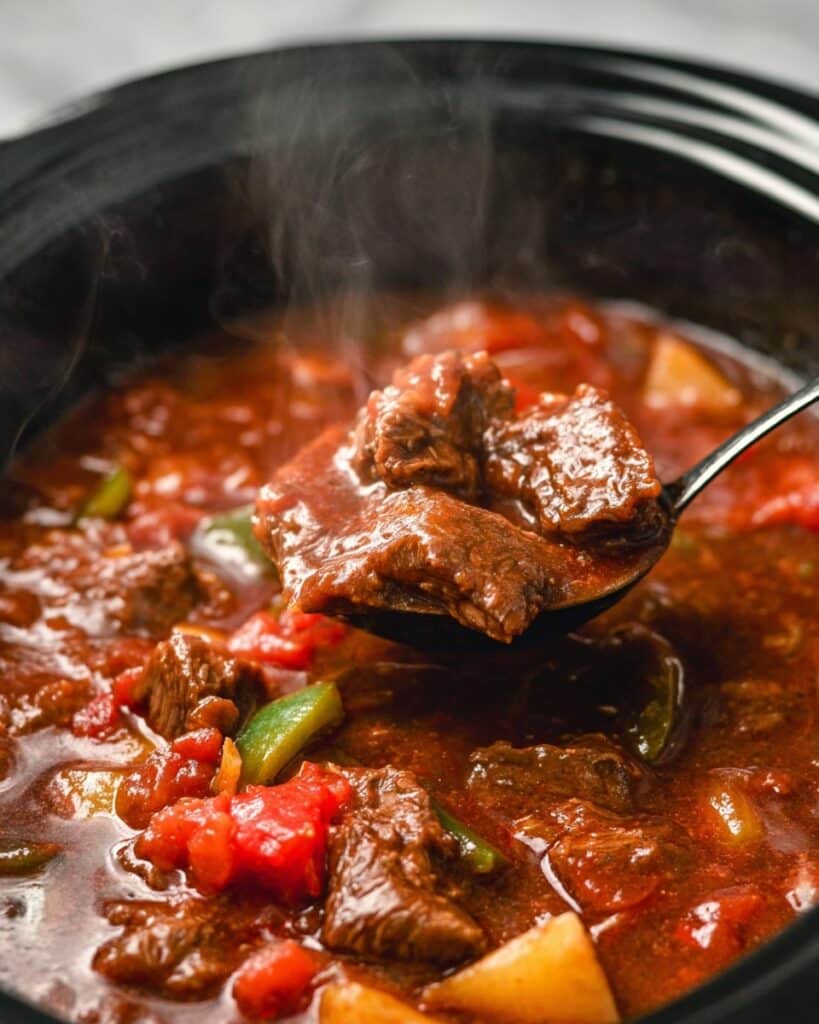 Slow Cooker Hungarian Goulash Recipe