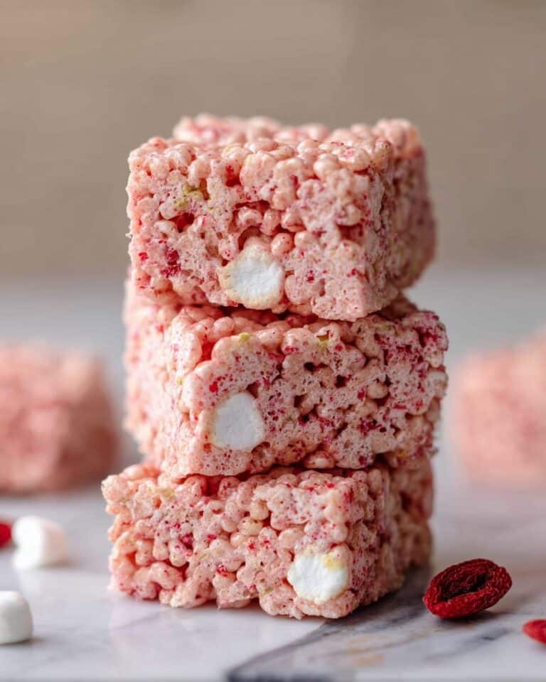 Strawberry Rice Krispy Treats Recipe